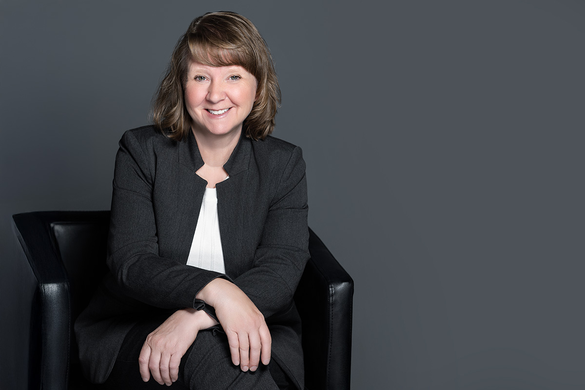 Dr. Karen Derefinko