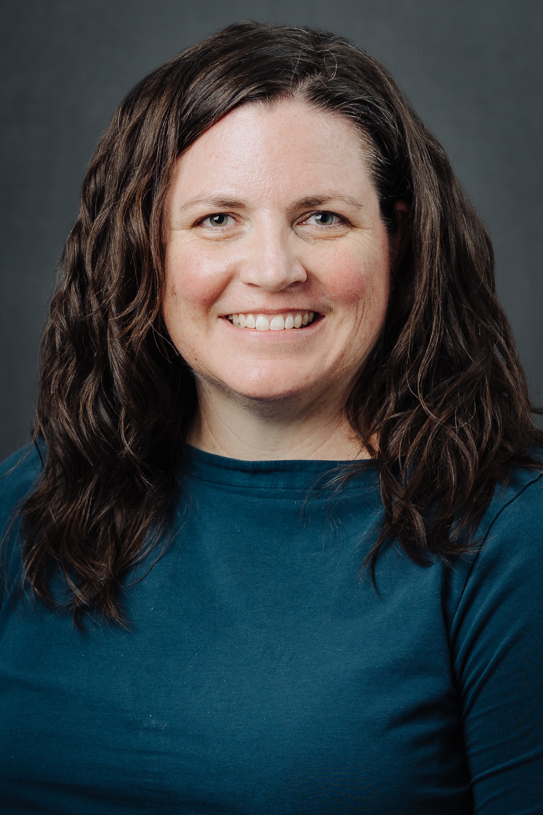 Amanda Connolly Headshot