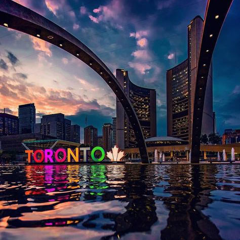 Toronto skyline.