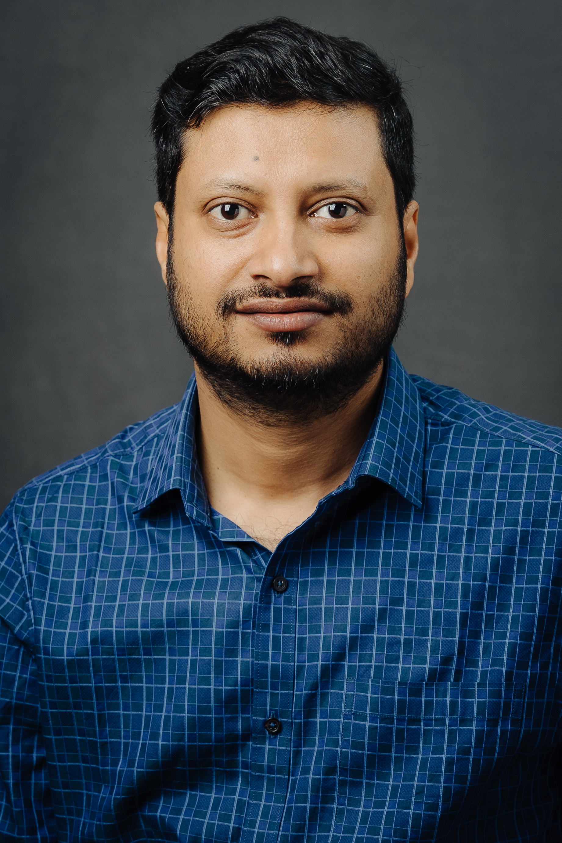 Suman Kundu headshot