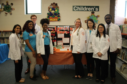 students at a medicine event